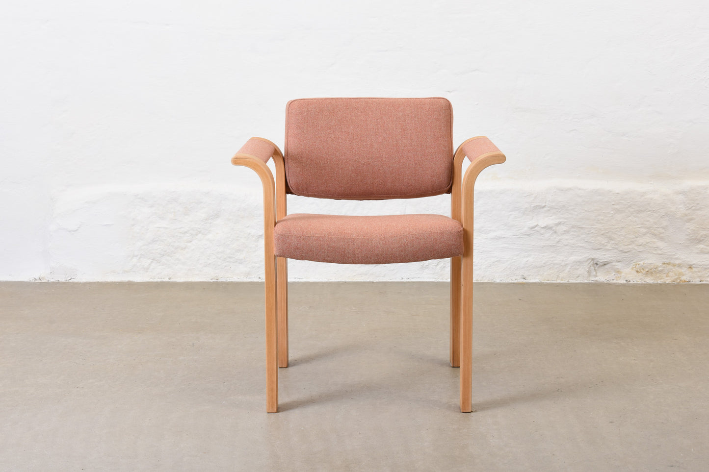 Newly reupholstered: 1980s armchair in beech by Magnus Olesen