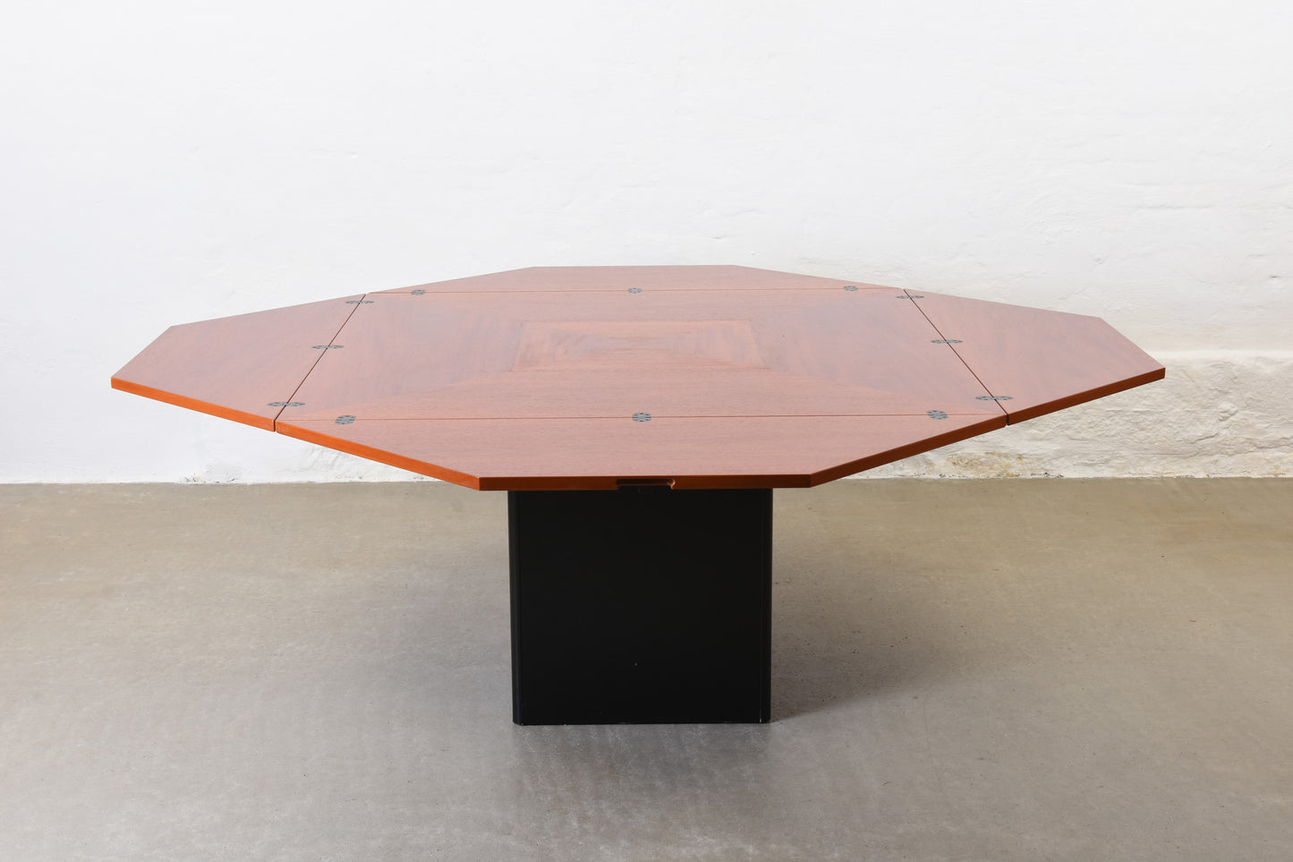 Vintage 'Cirkante' dining table by Bob & Dries Van Den Berghe