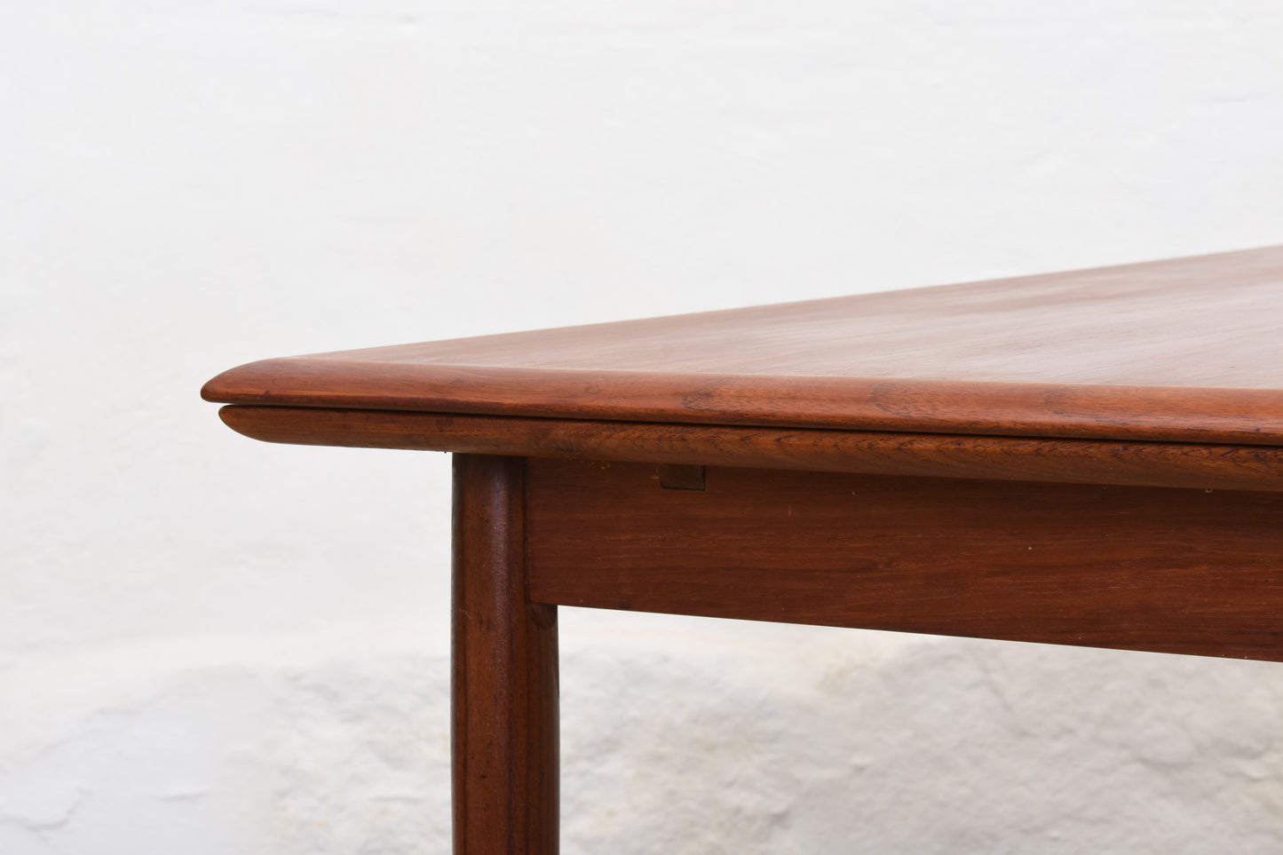 1960s extending dining table in teak