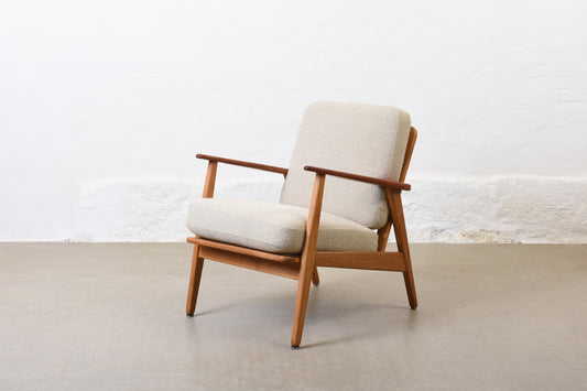 Newly reupholstered: 1950s 'Esbjerg' lounger in teak + oak