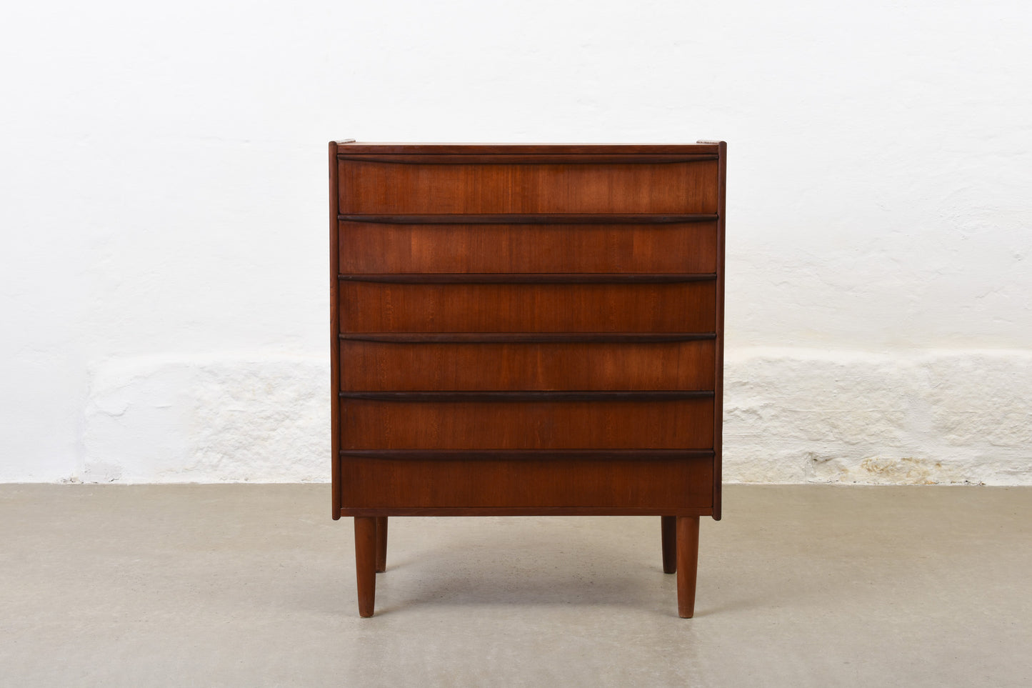 1960s teak chest of drawers with lipped handles