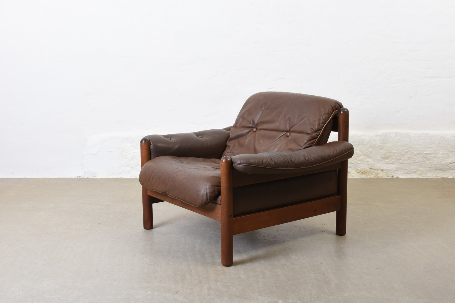 1960s leather + beech lounge chair