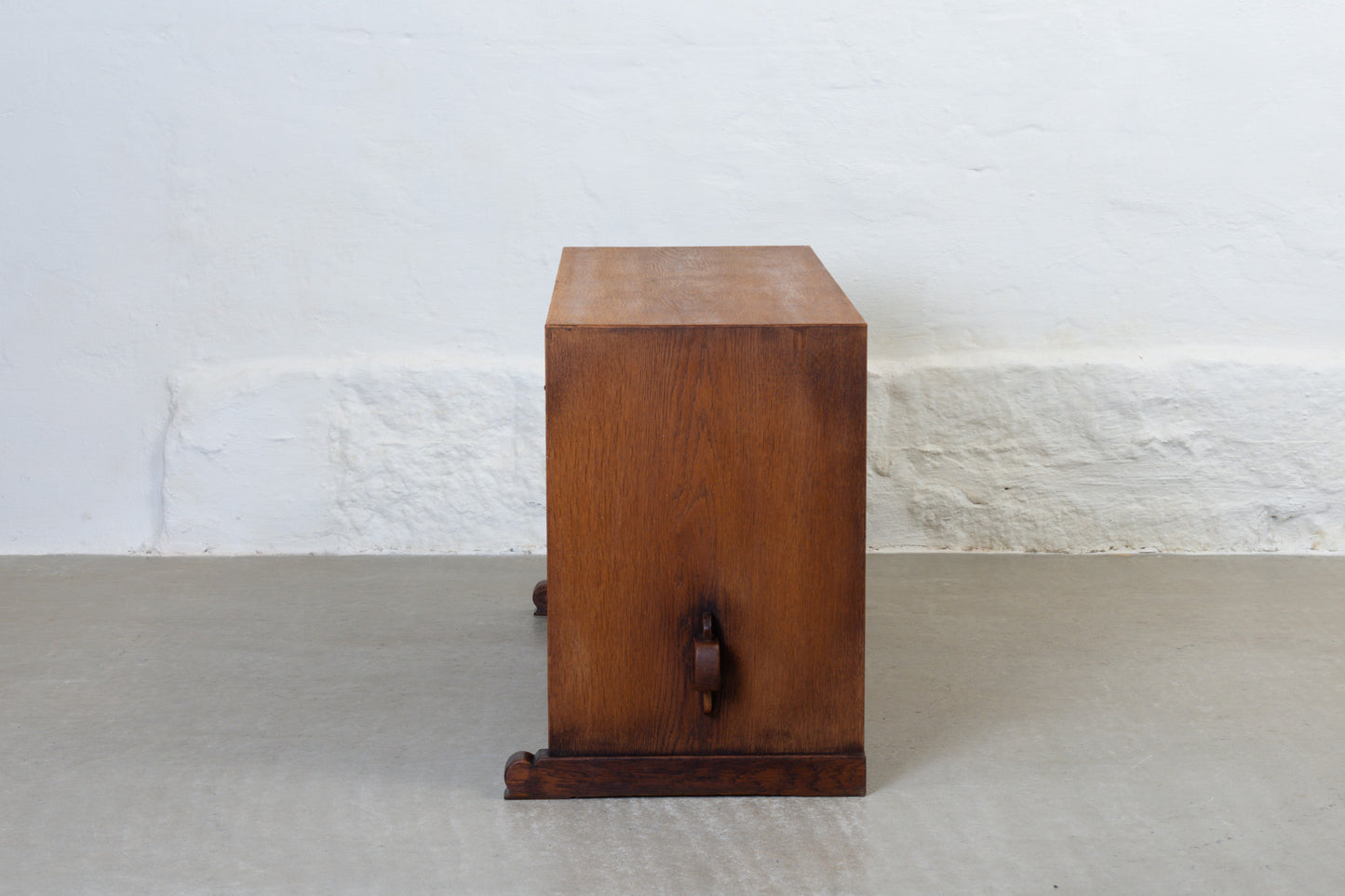 Early 20th century chest in oak