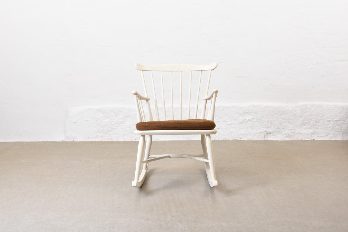 1960s rocking chair by Thomas Harlev