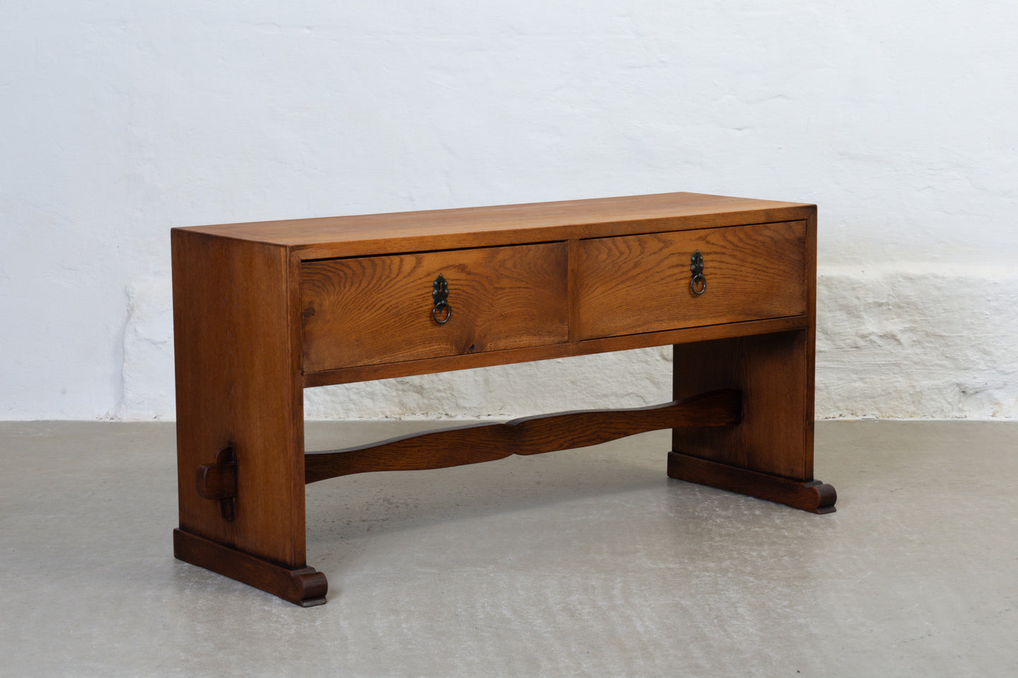Early 20th century chest in oak