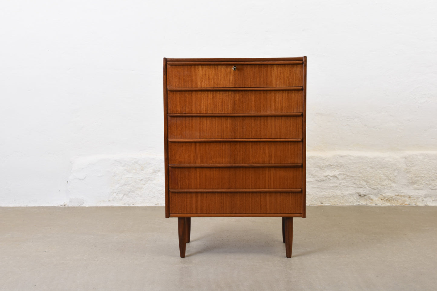 1960s teak chest of drawers with lipped handles