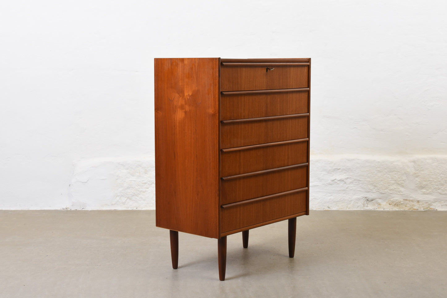 1960s teak chest of drawers with lipped handles