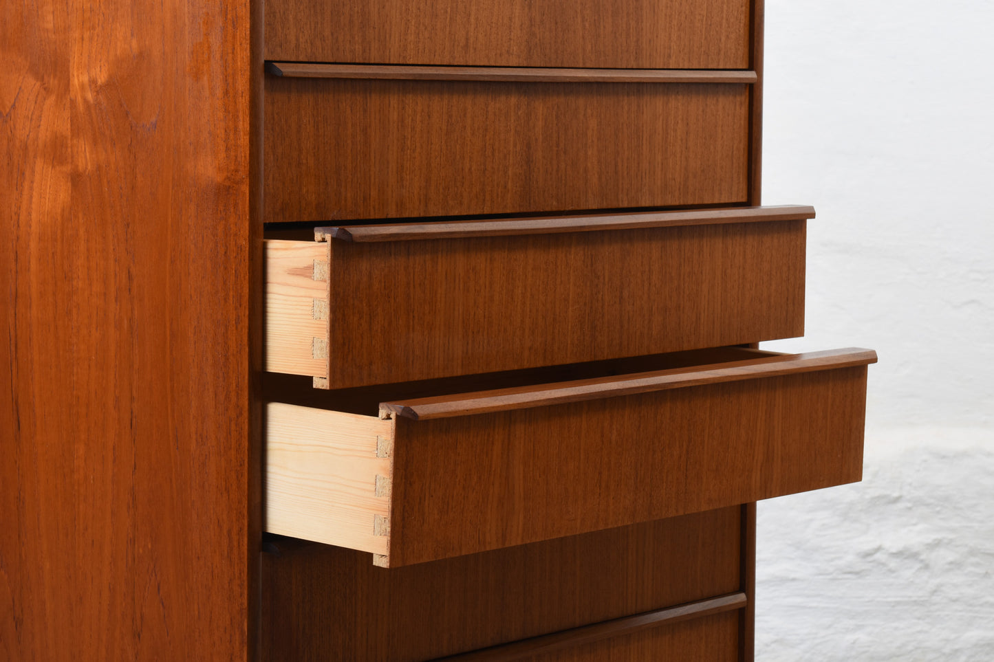 1960s teak chest of drawers with lipped handles