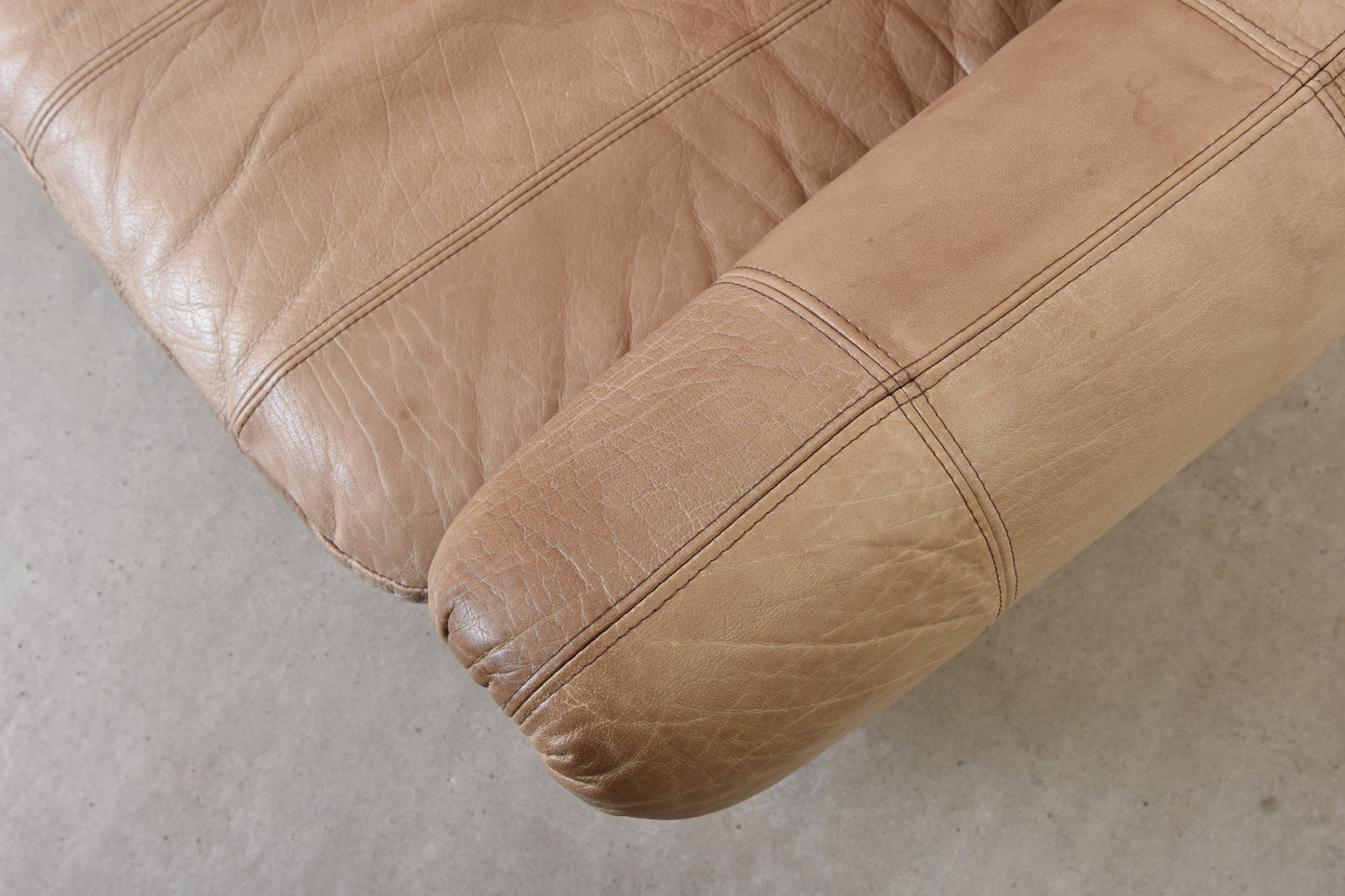 1960s beige leather lounge chair