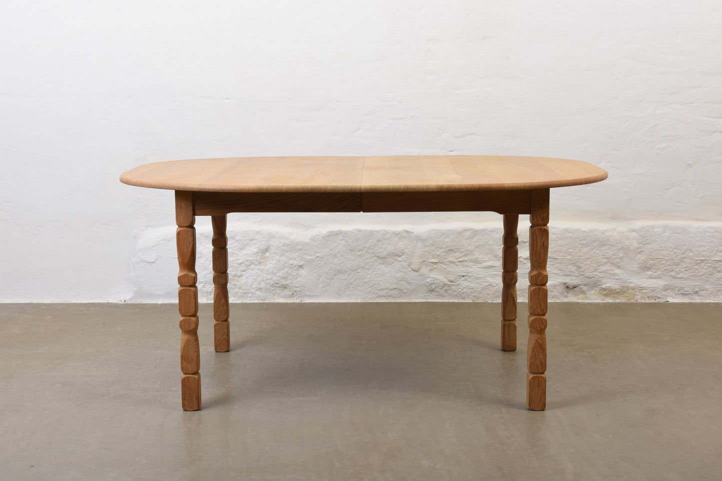 1970s extending dining table by Henning Kjærnulf - Oval