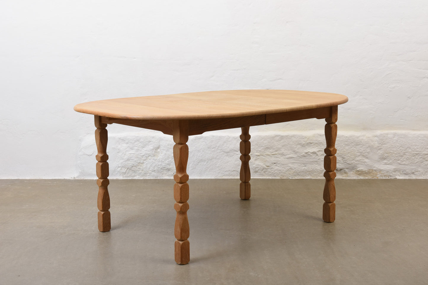 1970s extending dining table by Henning Kjærnulf - Oval