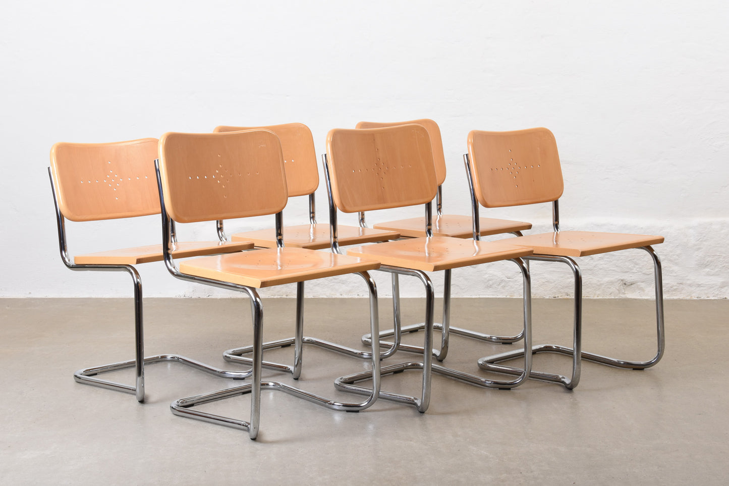 Six available: Vintage cantilever chairs in ash + metal