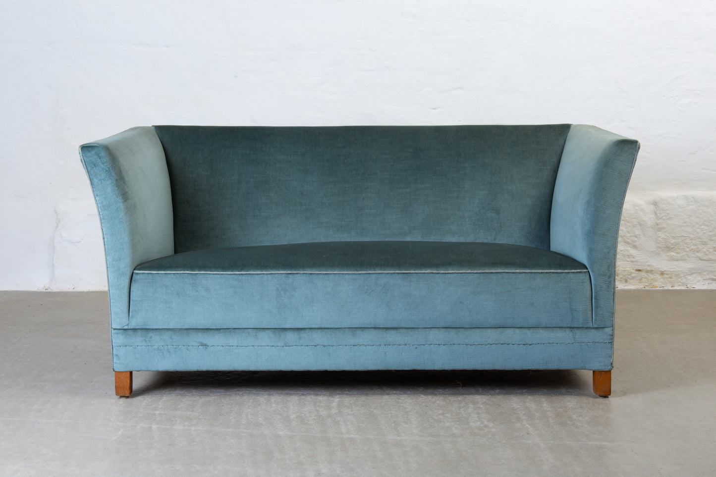 1940s two seater in mohair velvet