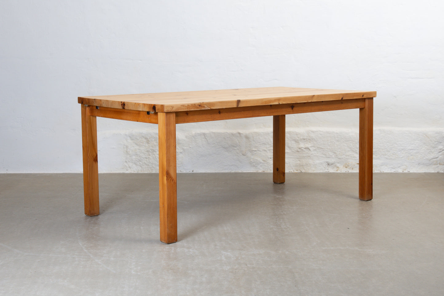 1970s drop-leaf dining table in pine