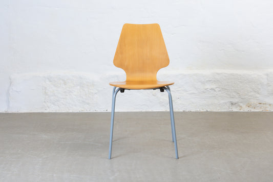 Set of six 1980s stacking chairs by Labofa