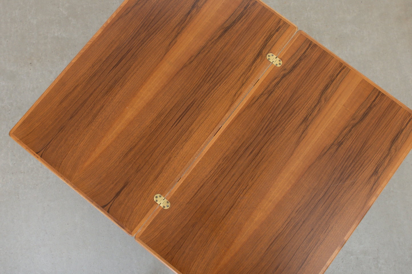 1950s coffee/dining table in walnut
