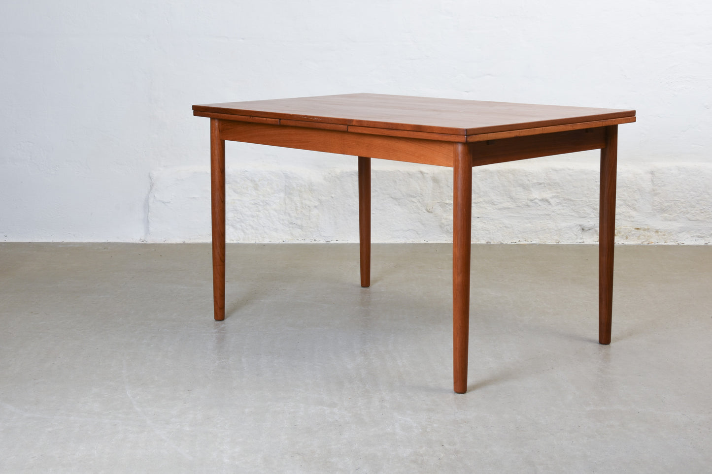1960s extending dining table in teak - 120L cm