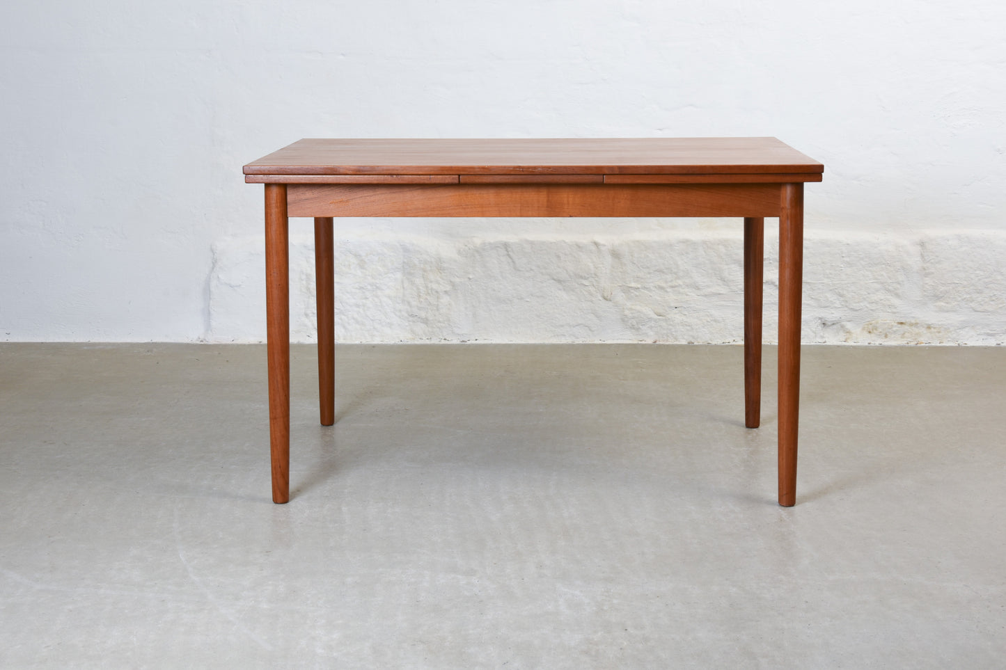 1960s extending dining table in teak - 120L cm