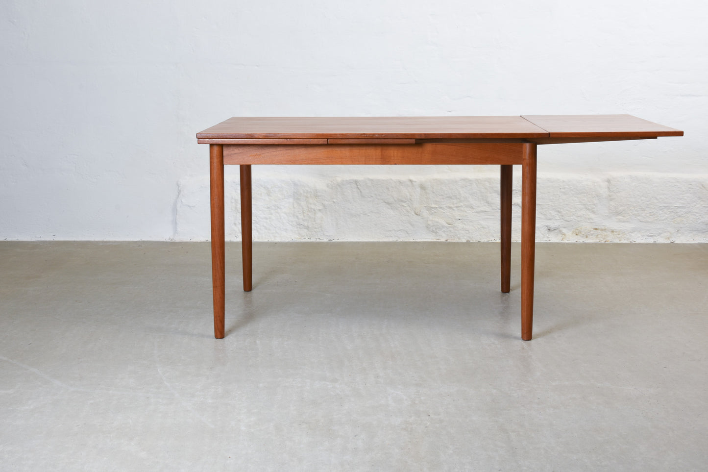 1960s extending dining table in teak - 120L cm