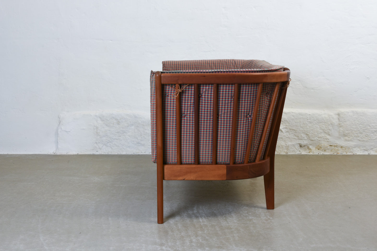 1990s spindle back two seater by Stouby