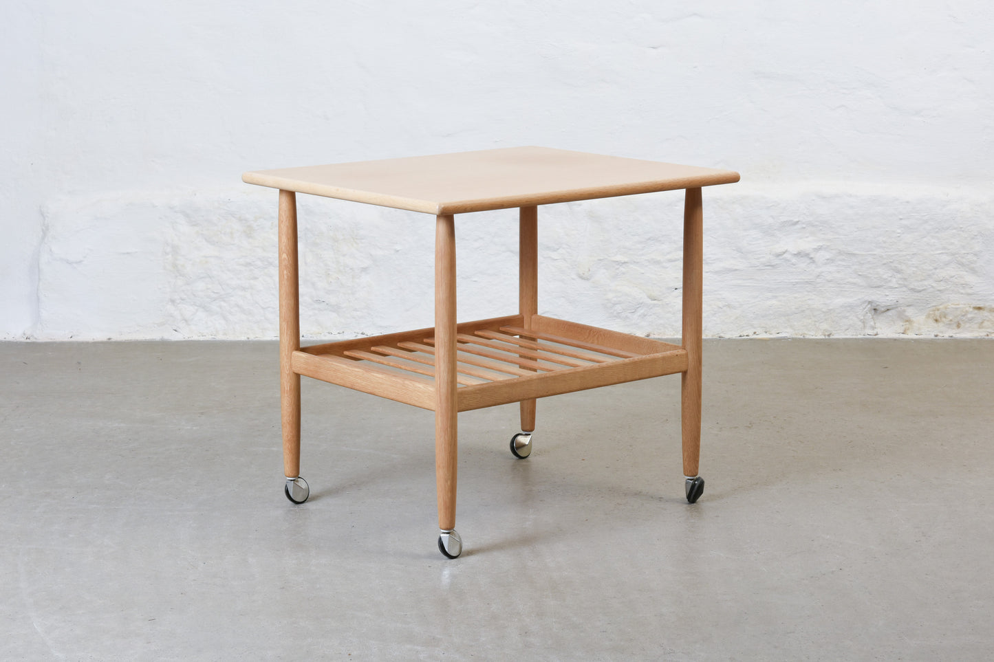 1960s oak trolley table by Vitzé