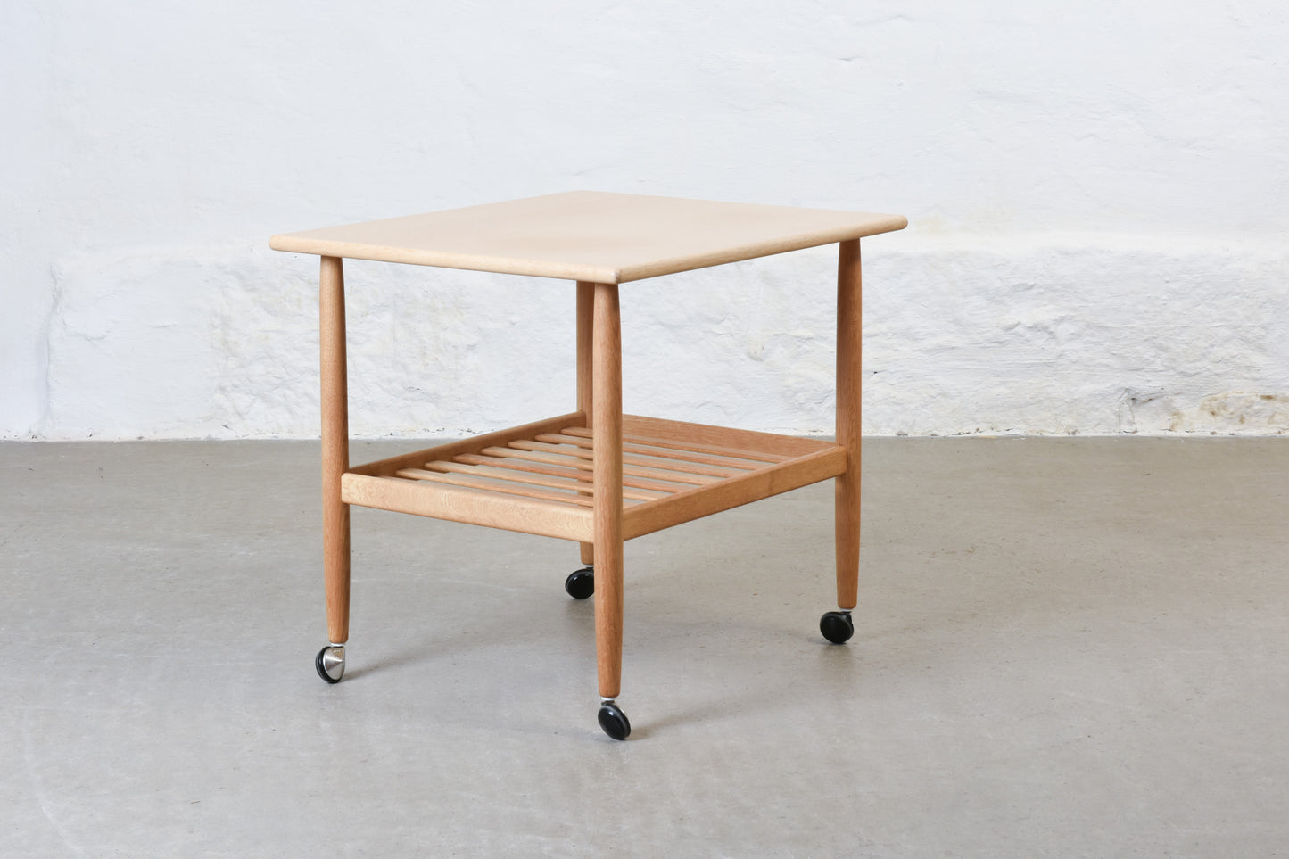 1960s oak trolley table by Vitzé