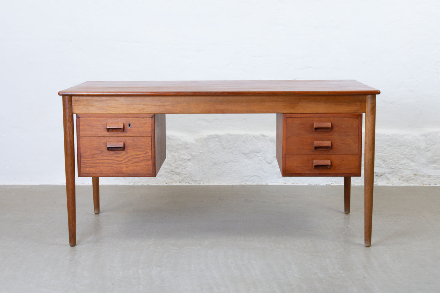 1960s 'Model 130/1' desk by Børge Mogensen