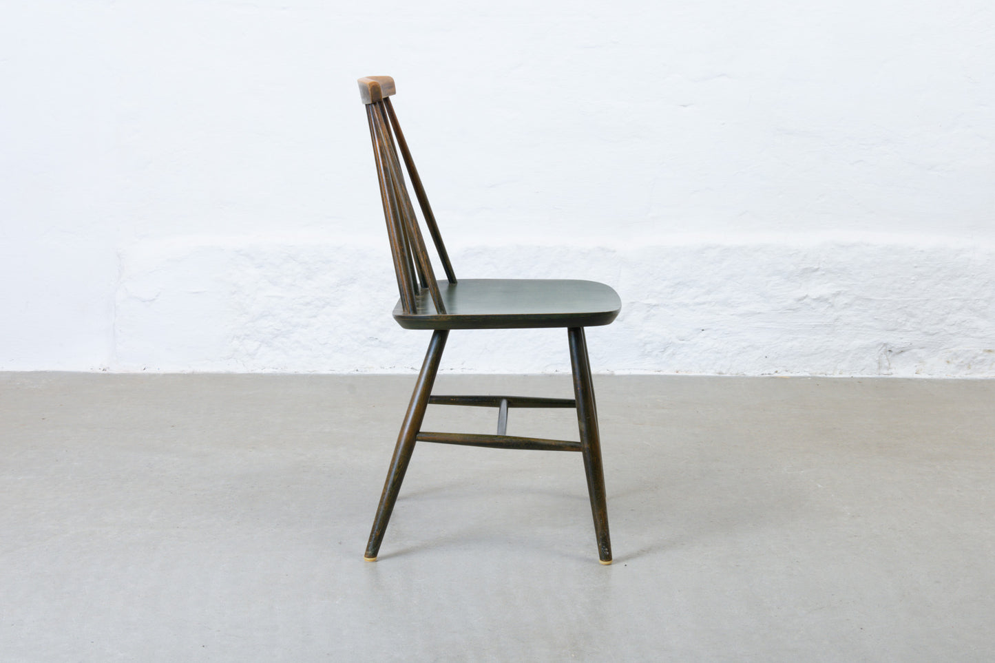 1960s set of six spindle back chairs