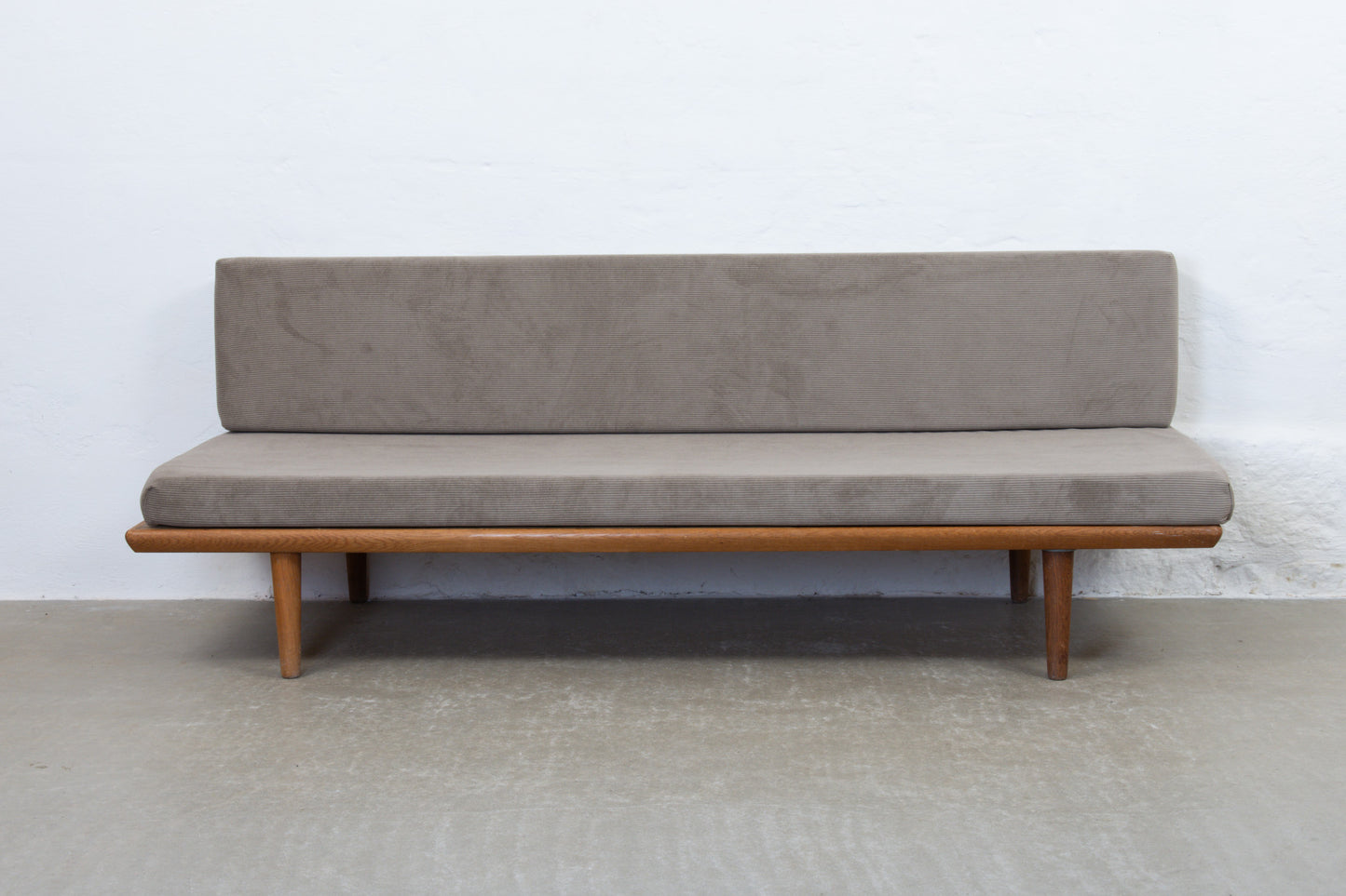 Newly reupholstered: 1950s day bed in corduroy