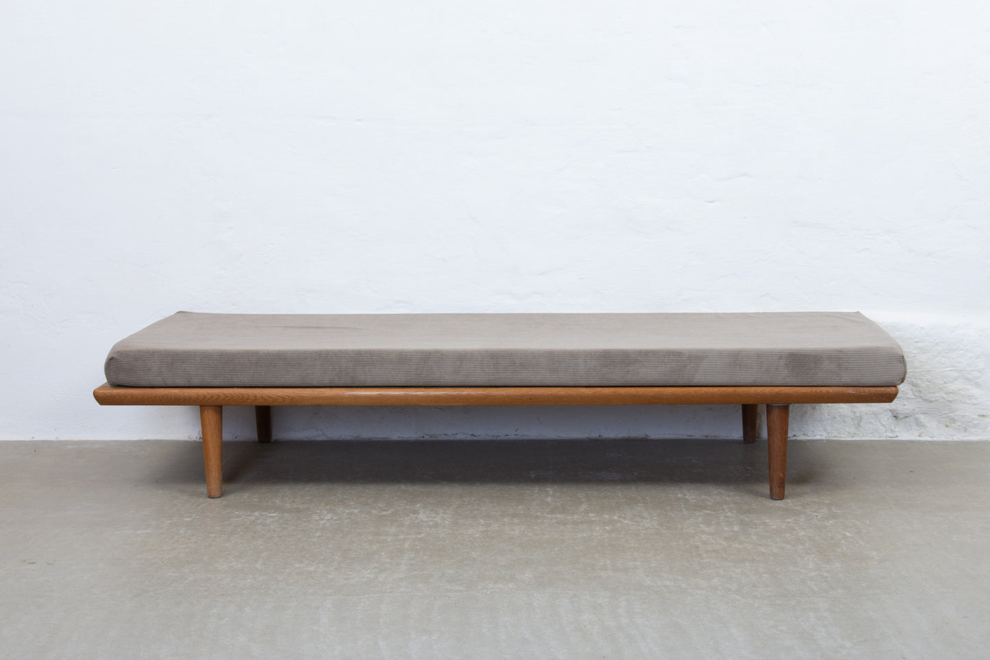 Newly reupholstered: 1950s day bed in corduroy