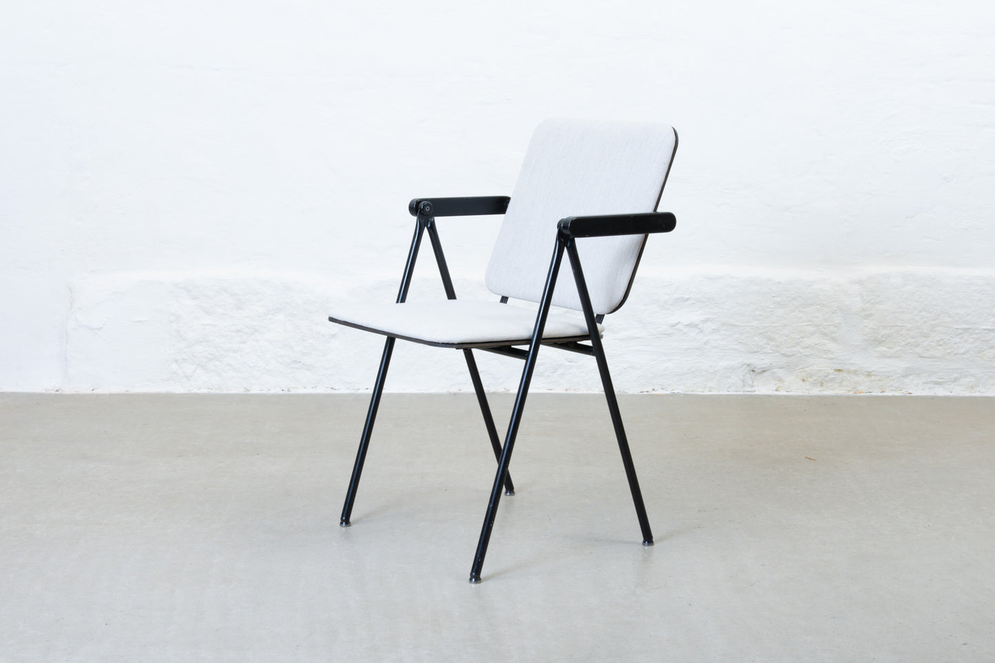 Newly reupholstered: 1980s armchair by Yrjö Kukkapuro