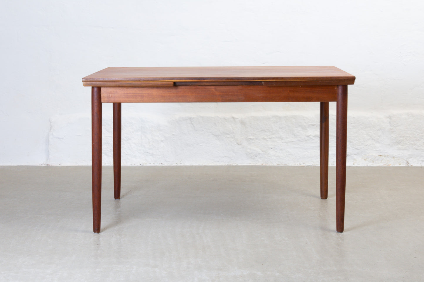 1960s extending dining table in teak - 123L cm