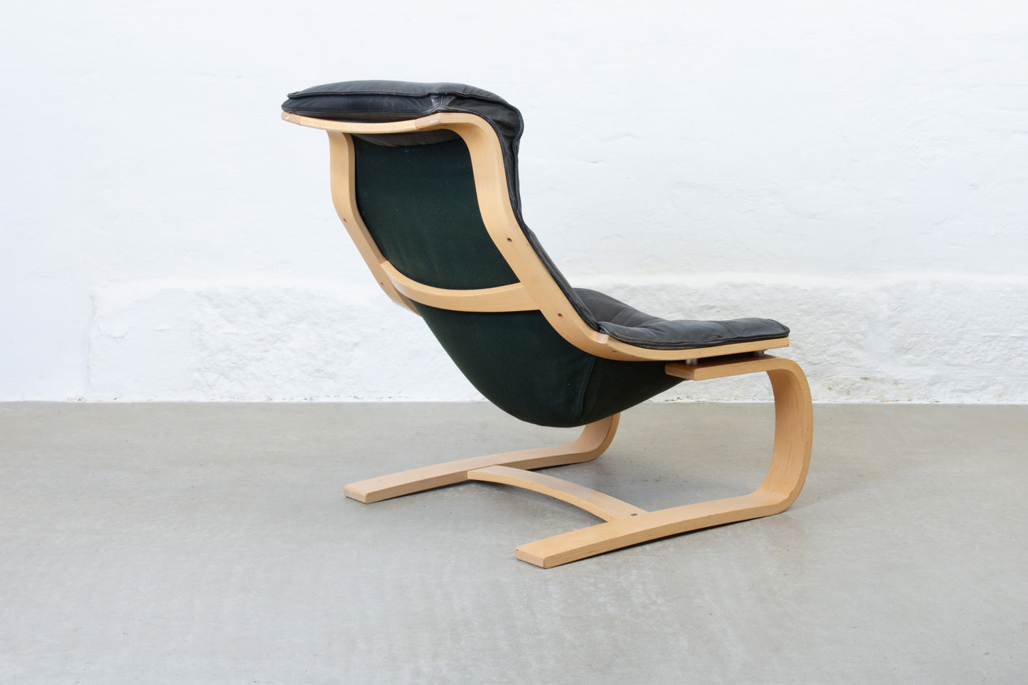 1970s 'Kroken' lounger with ottoman by Åke Fribyter
