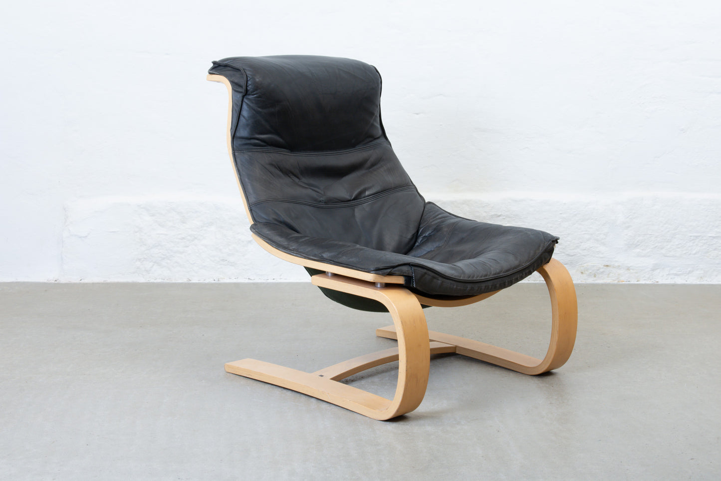 1970s 'Kroken' lounger with ottoman by Åke Fribyter
