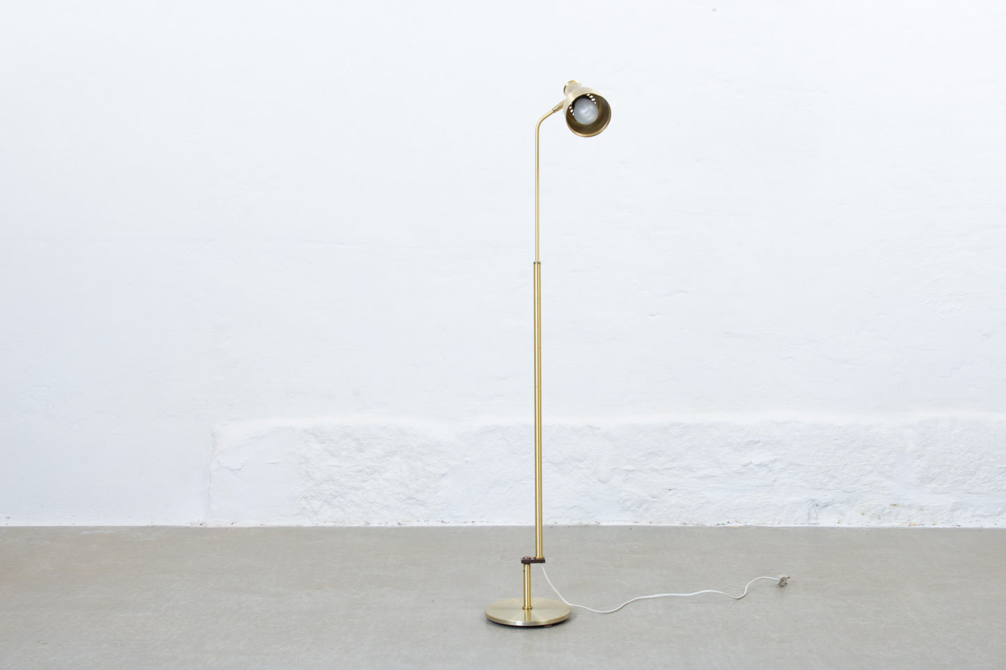 1970s brass floor lamp by Dansa Lamp