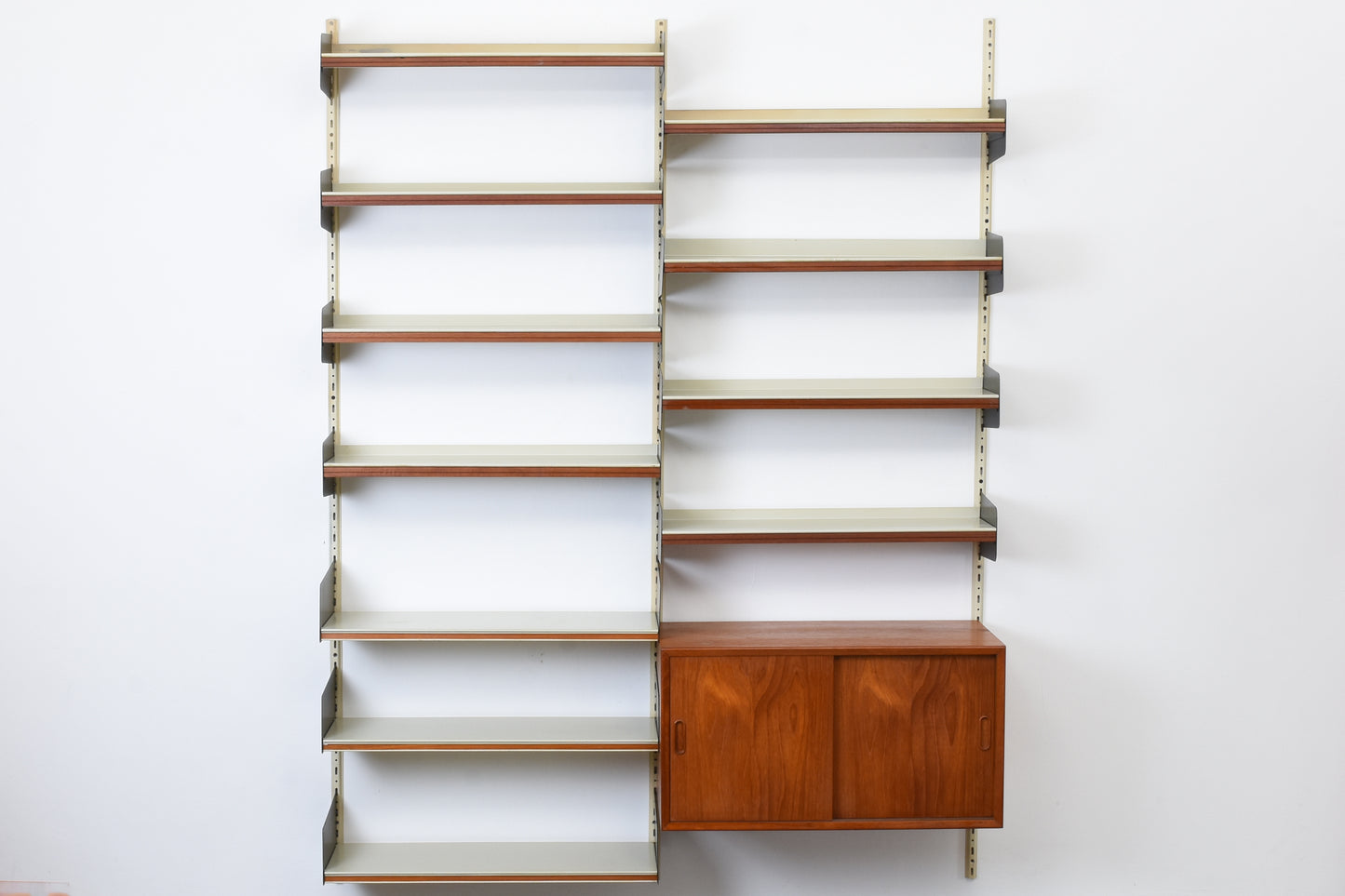 1960s modular shelving in teak + metal