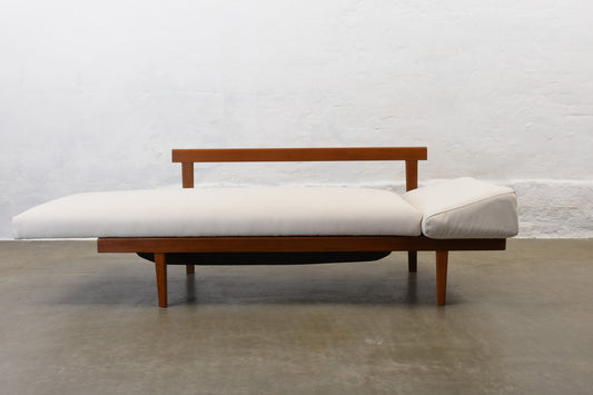 'Svane' day bed by Ingmar Relling