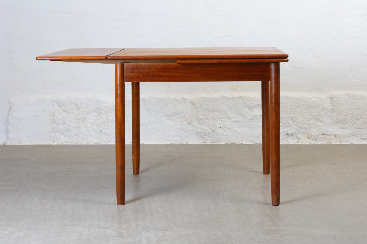1960s extending kitchen table in teak