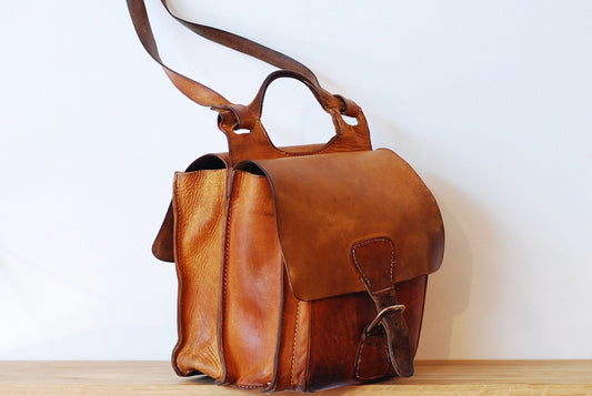 Vintage leather bag