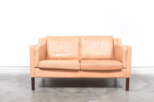 Two seater in tan leather by Stouby