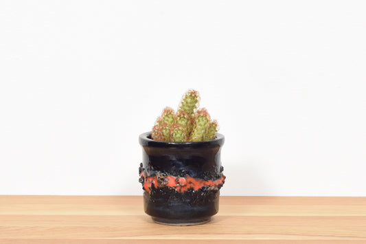 Mini planter by Gilt Lava