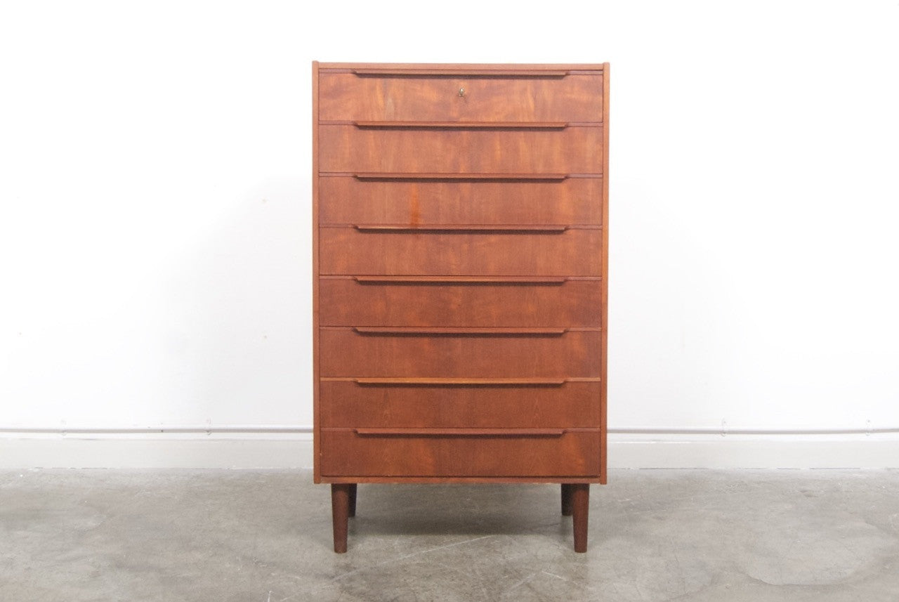 Tall chest of eight drawers