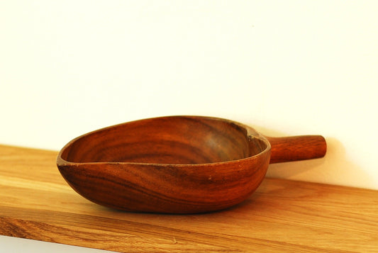 Teak leaf bowl