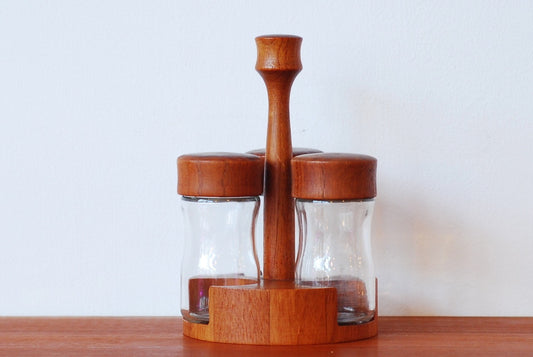 Salt and pepper set by Digsmed