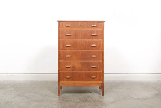 Petite chest of six drawers