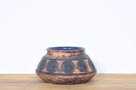 Ceramic bowl by Eva Nydahl