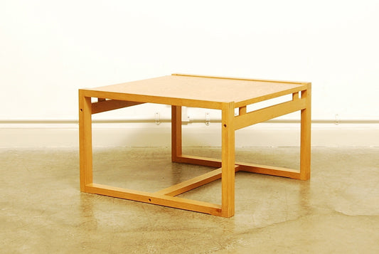 Oak coffee table