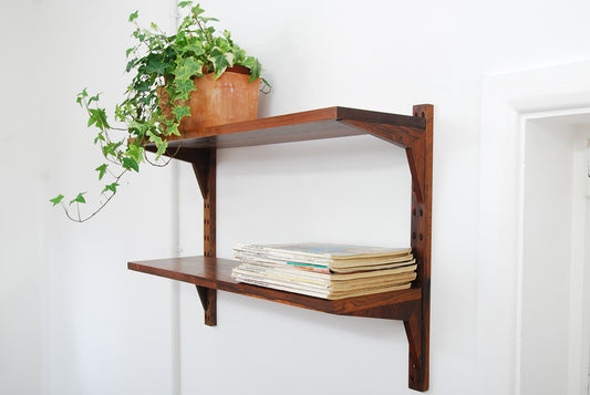 Poul Cadovius shelves