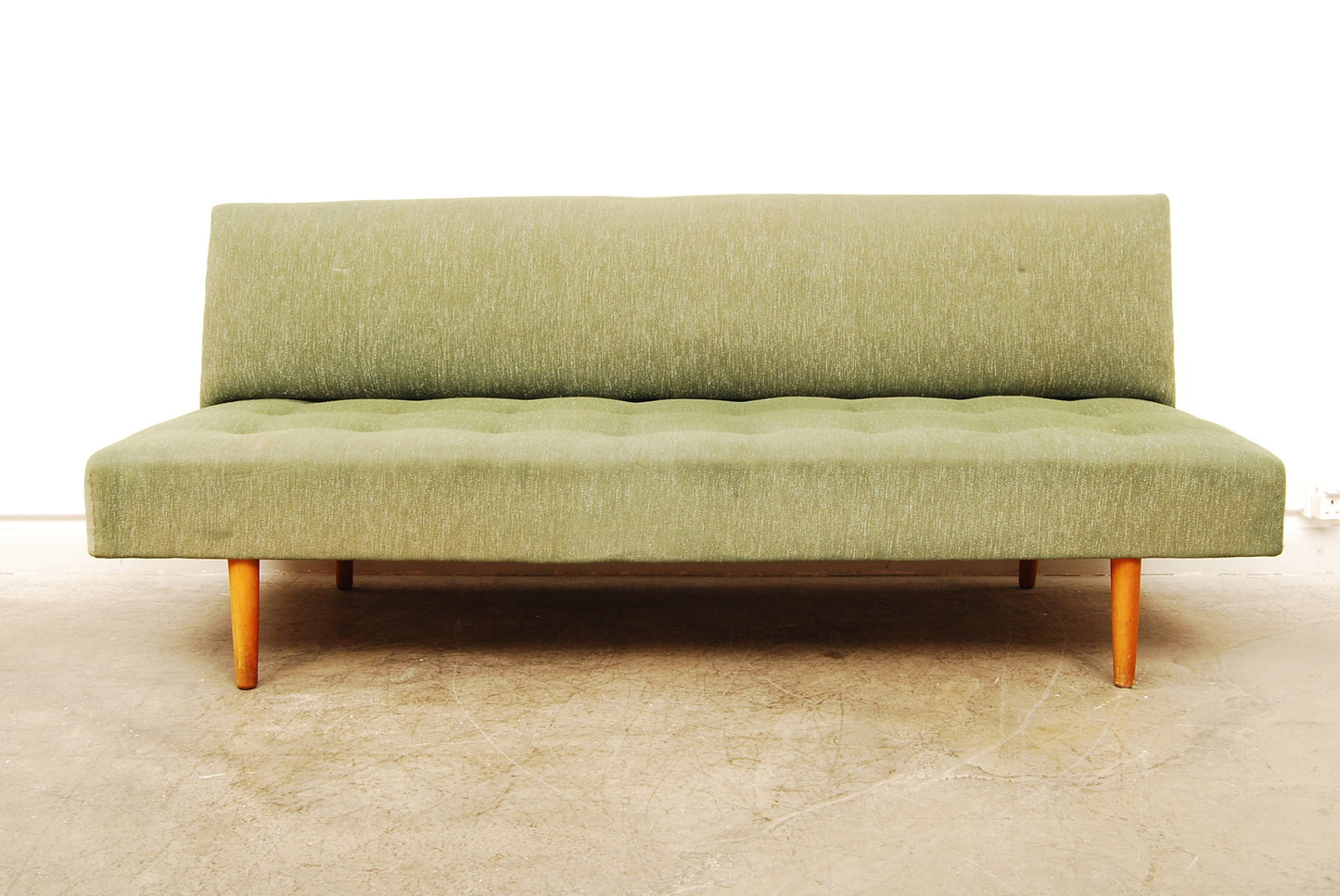 1950s daybed with backrest