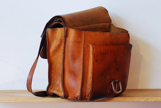 Vintage leather bag